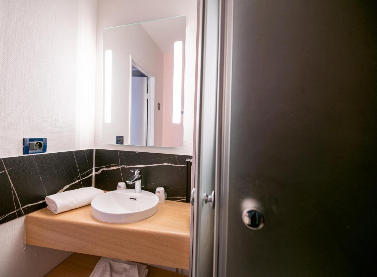 B&B Hotel Bordeaux Merignac Aeroport Exteriör bild